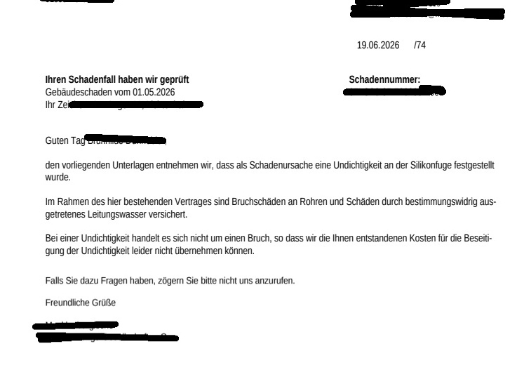 Originaldokument: Ablehnungsschreiben der Versicherung wegen schadhafter Silikonfuge (Wartungsfuge)
